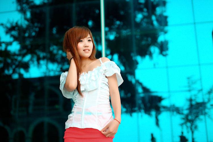 清纯少女的户外生活