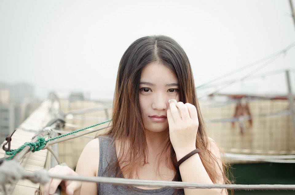 楼道里发现的邻家姑娘-3