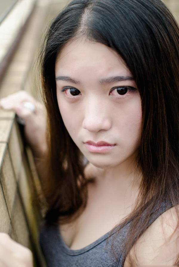 楼道里发现的邻家姑娘-5