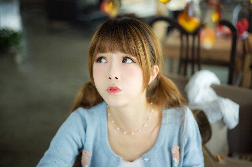 漫漫咖啡厅里的小清新少女-5