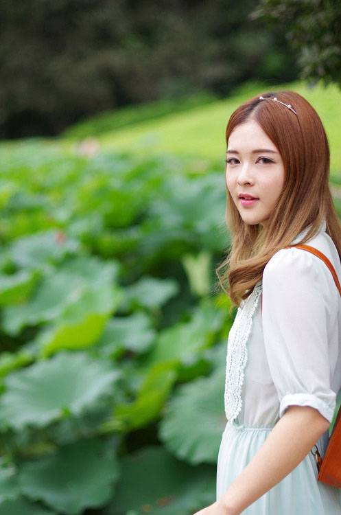 像蒲公英一样的女-5