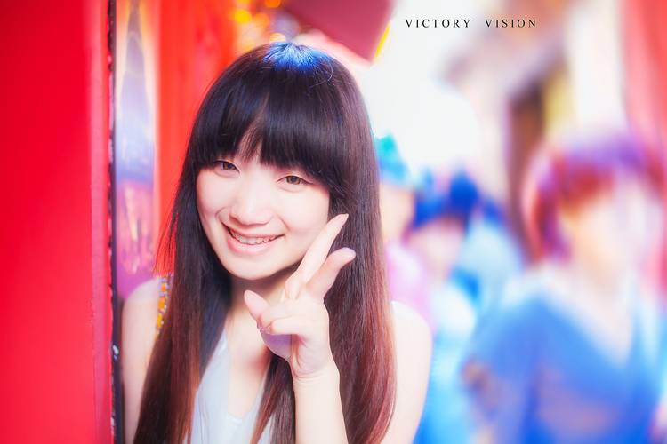 活泼可爱美女的初夏-6