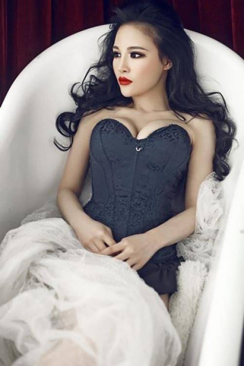 2014CJ showgirl曾真性感艳丽写真