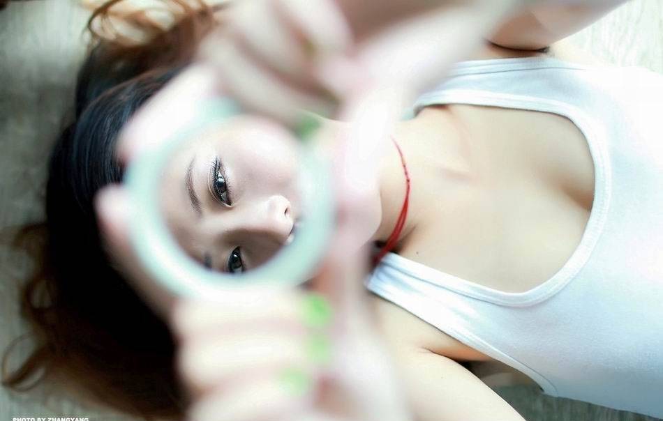 伤心的时候躲在房里哭-5