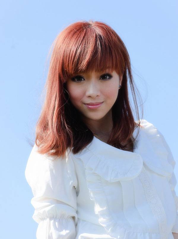 粉嫩美女海边迷人清纯写真-4