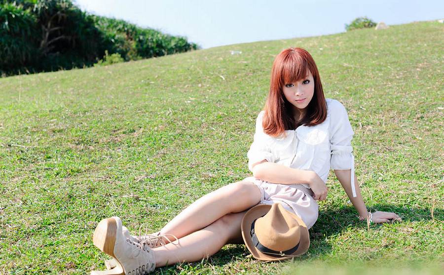 粉嫩美女海边迷人清纯写真-9