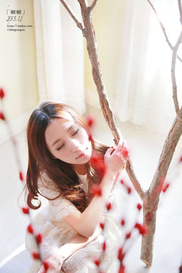 清纯MM白嫩可爱迷人写真照-5