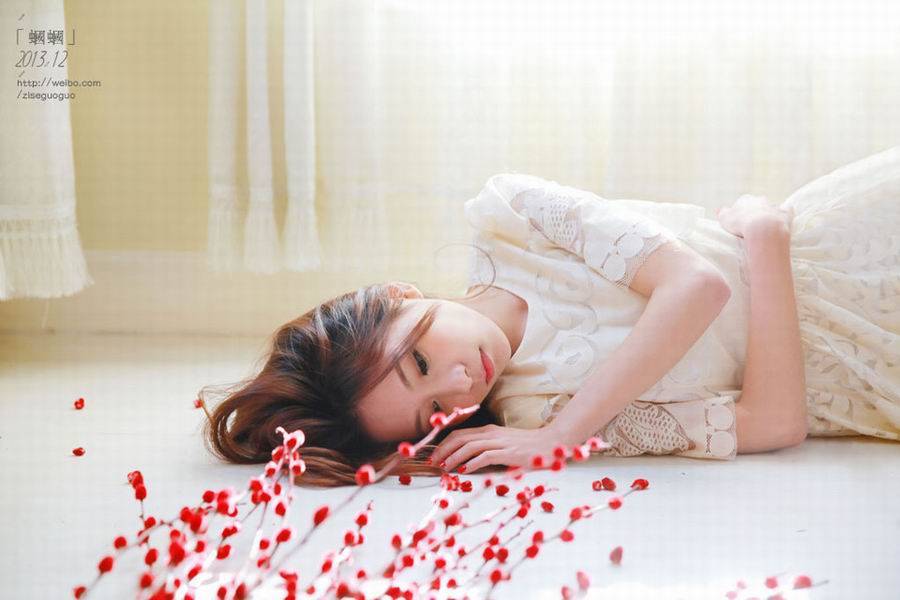 清纯MM白嫩可爱迷人写真照-10