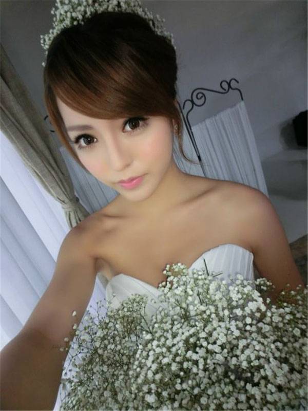 美女VIVI迷人可爱自拍照-10