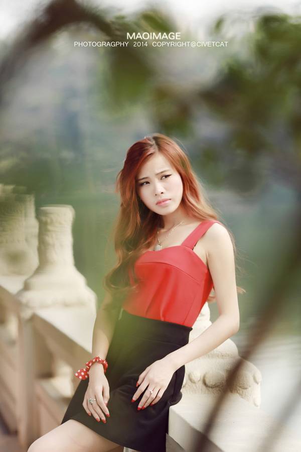 网络红人董董靓丽街拍-5