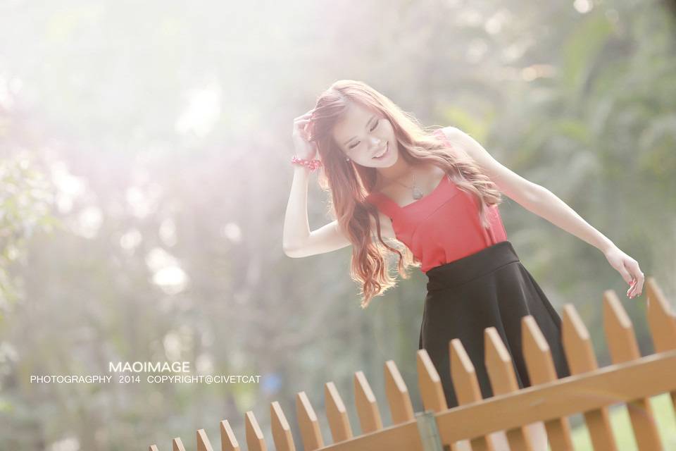 网络红人董董靓丽街拍-6