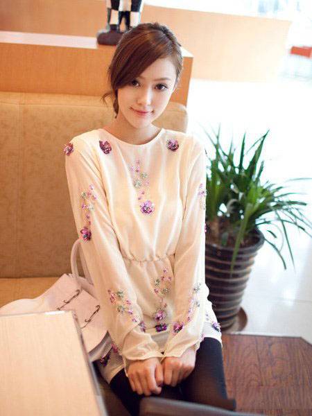 网络红人妙搭柔美惹人爱-2