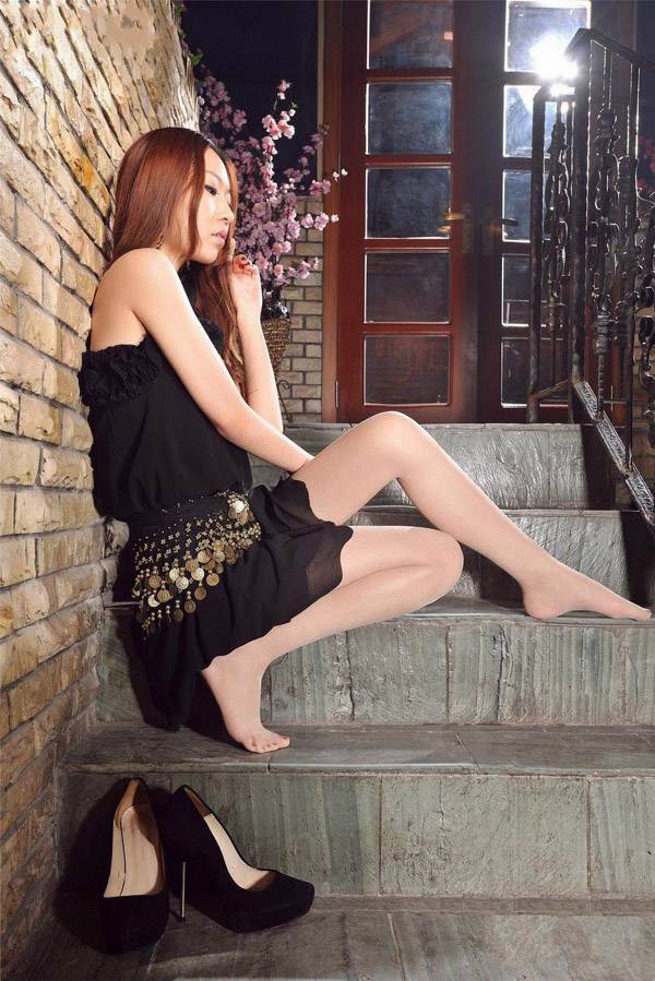 美女文欣性感迷人长腿诱惑-2