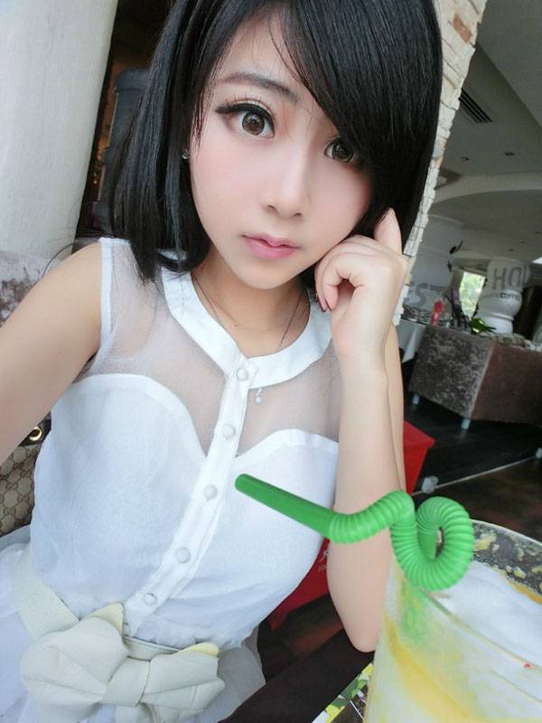 90后可人小妹子幽情散发-9