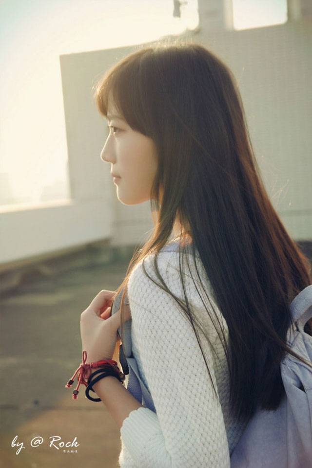 阳光下的纯情学生妹-5