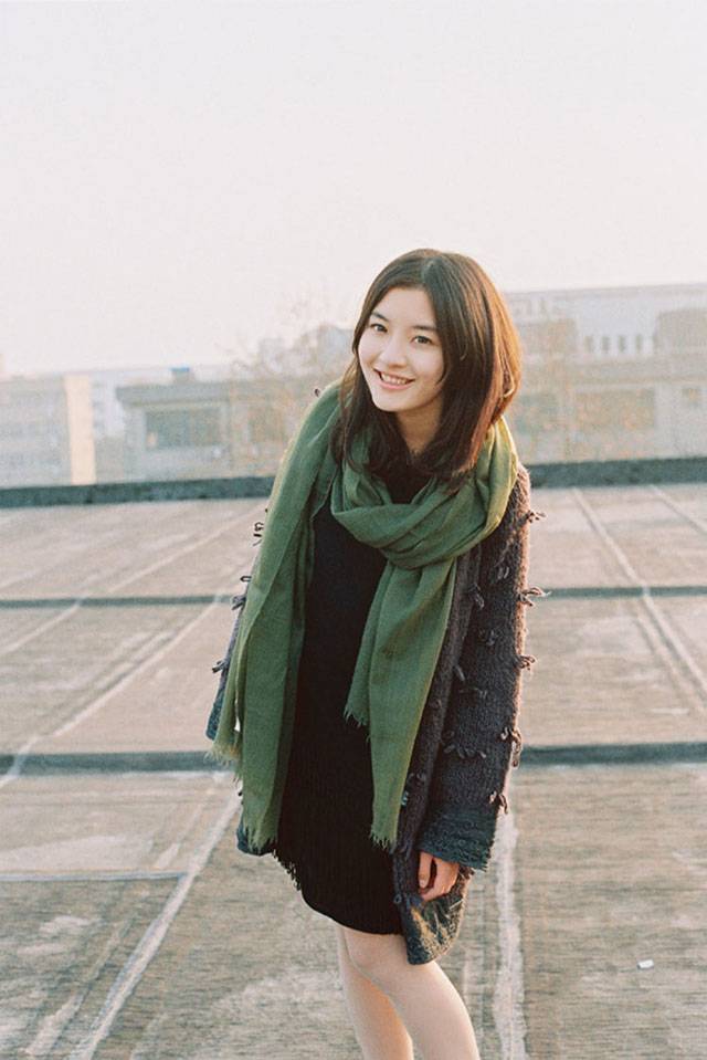 阳光美眉楼顶唯美写真-3