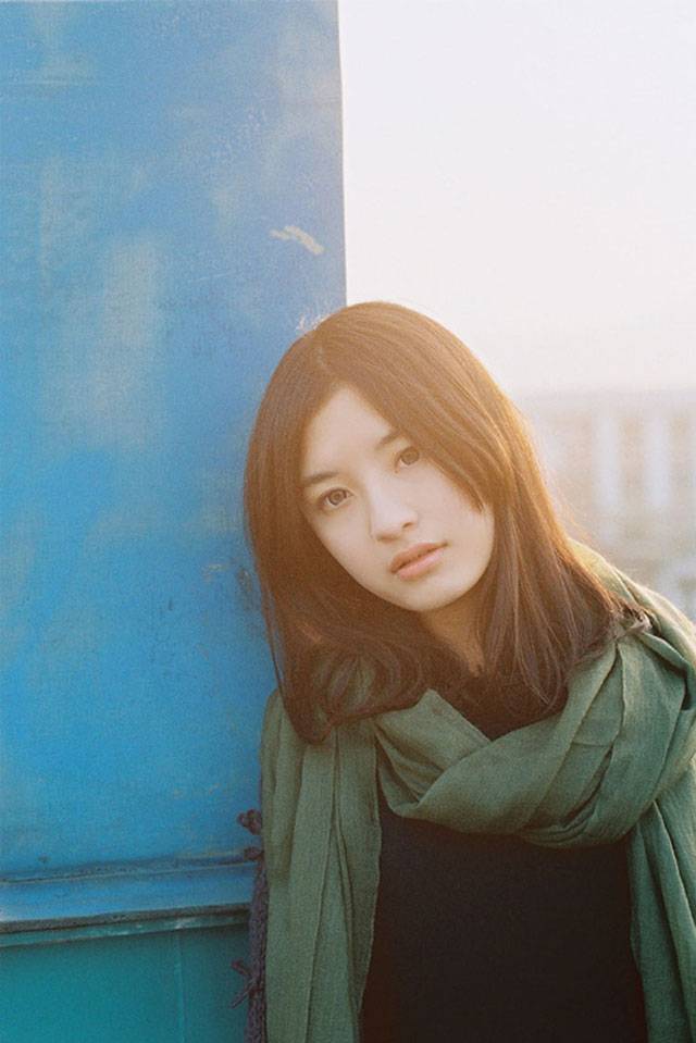 阳光美眉楼顶唯美写真-6