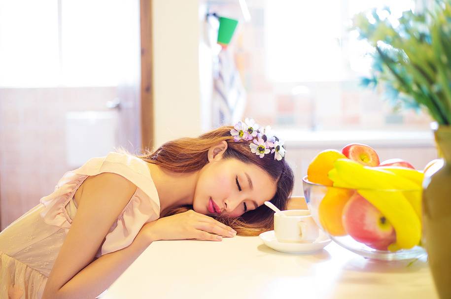 嫩模陈彦儿居家写真美cry了-4