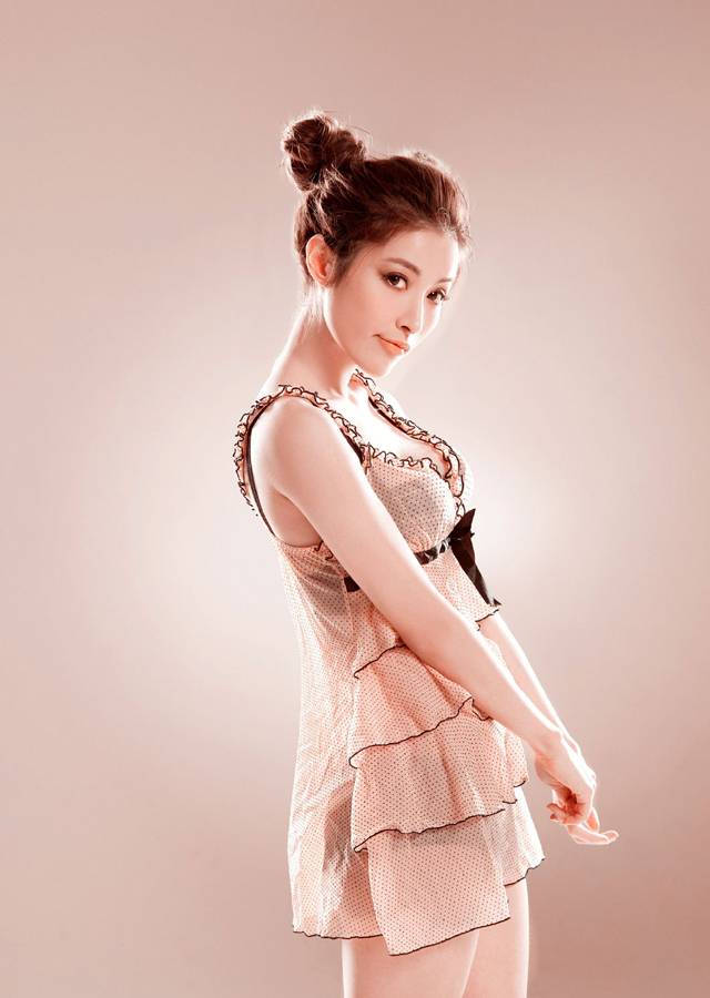 何静momo清纯甜美写真-7