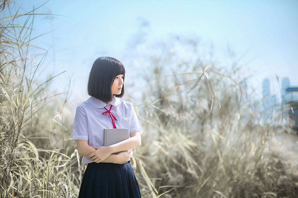 芦苇丛中的可爱校花-7