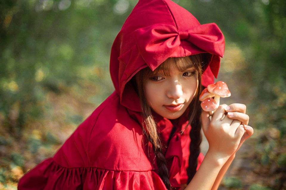 迷路的可爱小红帽-4