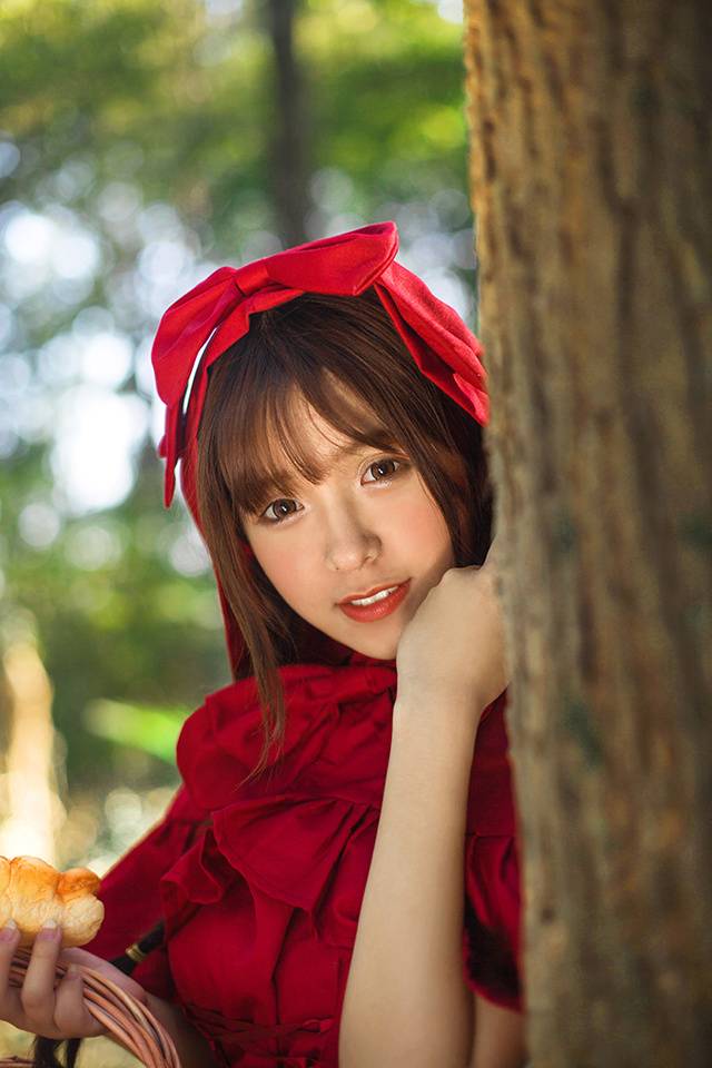 迷路的可爱小红帽-10