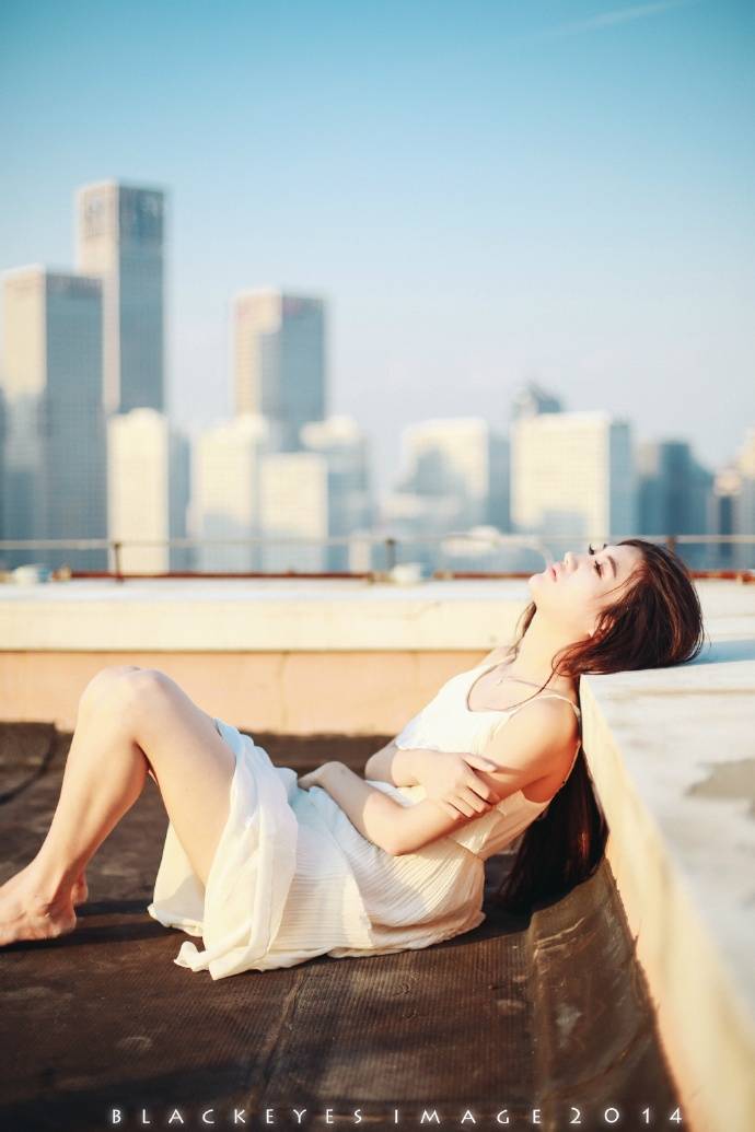 阳台上你的犹豫让我着迷-9