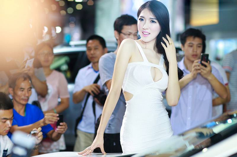 2014年厦门海西车展美女模特拍摄集锦-8