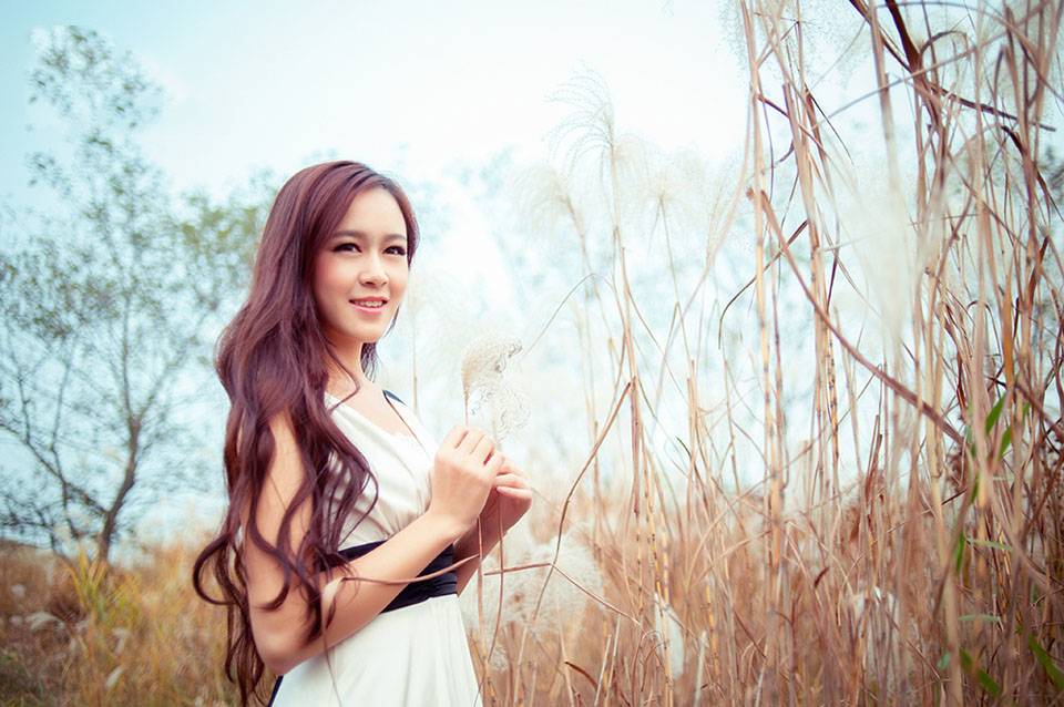 纯白美丽的白皙姑娘-2