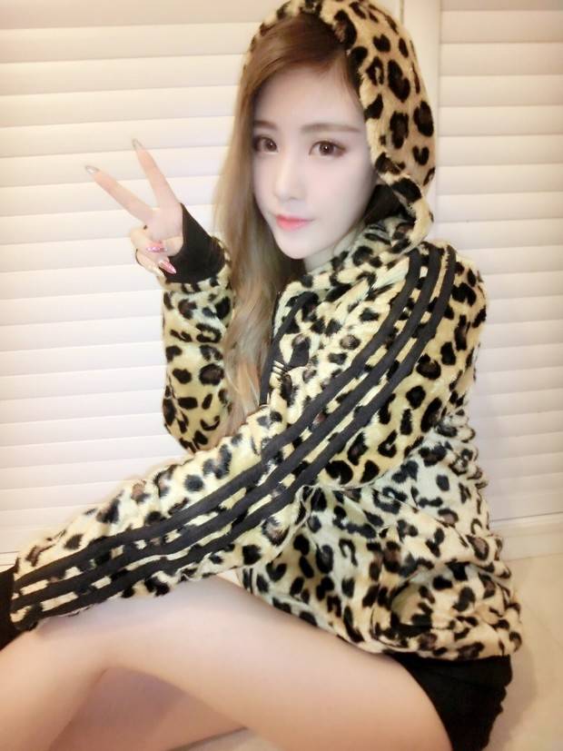 周维娜verna自拍服装照片集锦-7