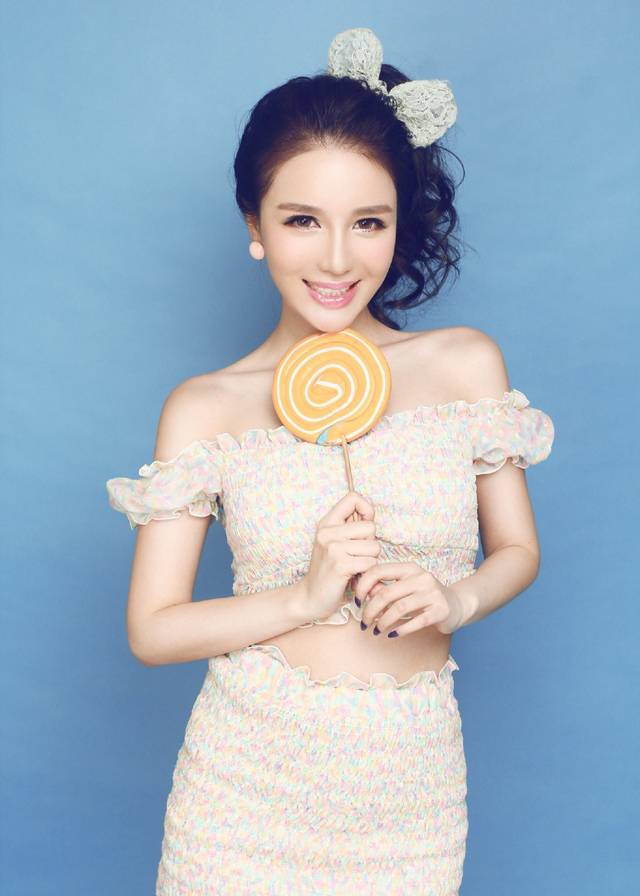 大胸美女雷可儿性感写真-5