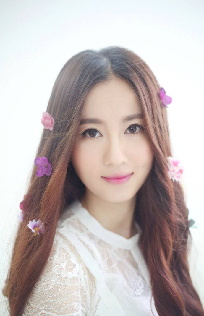 娇艳如花的清纯私房-4