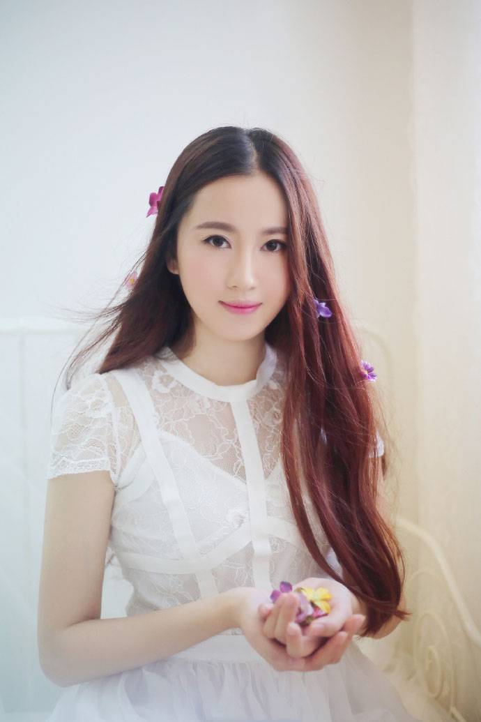 娇艳如花的清纯私房-8