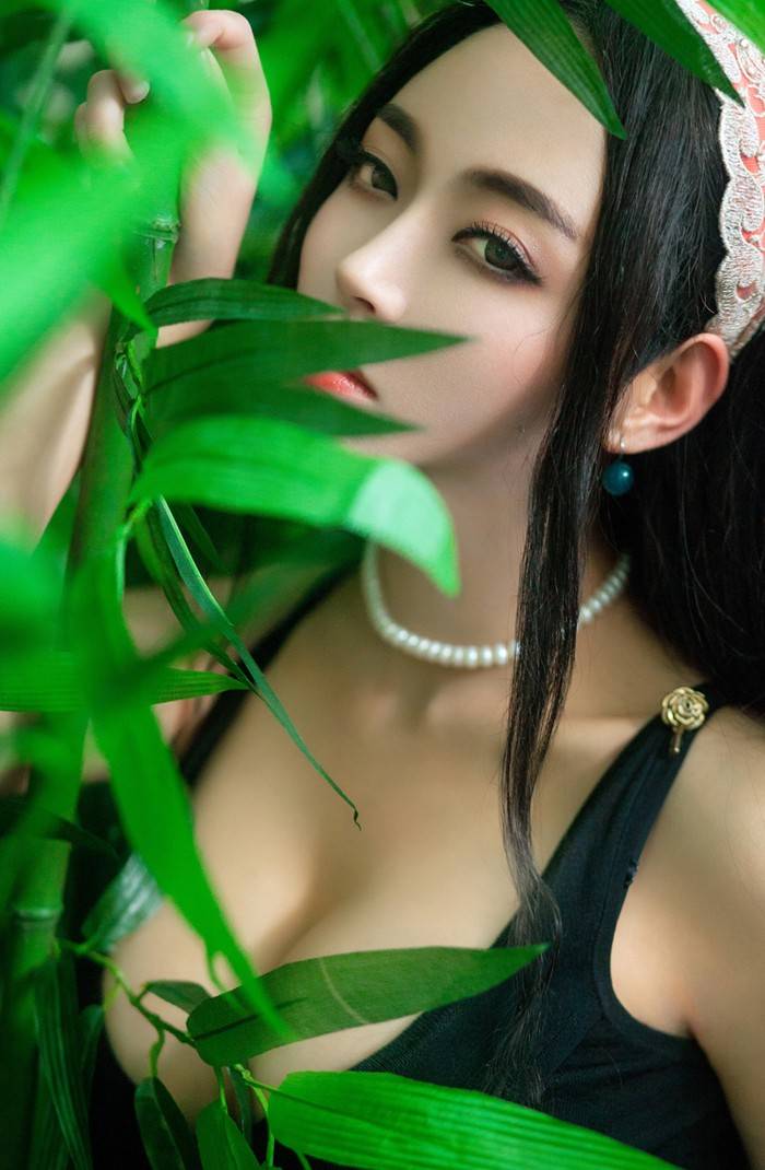 冷艳美女潘春春爆乳性感唯美写真-14