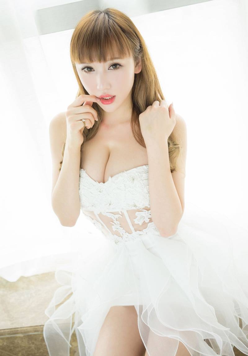 魅妍社绝色美女模特斯戴媛美胸长腿诱惑写真-7