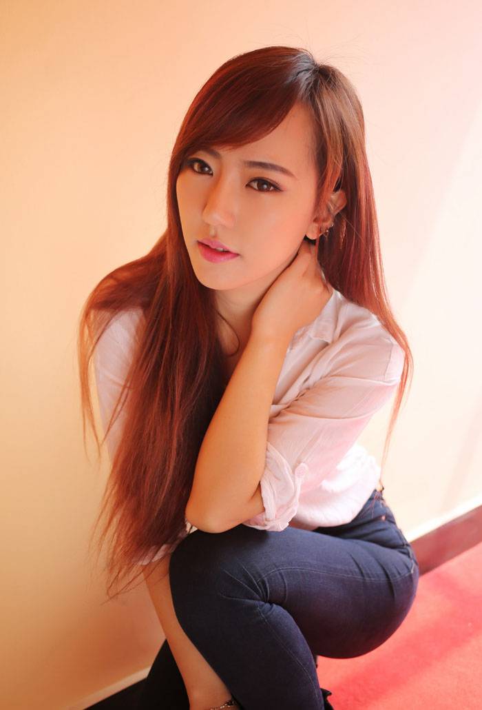 优星馆赵婉妮白衬衫甜美性感写真-9