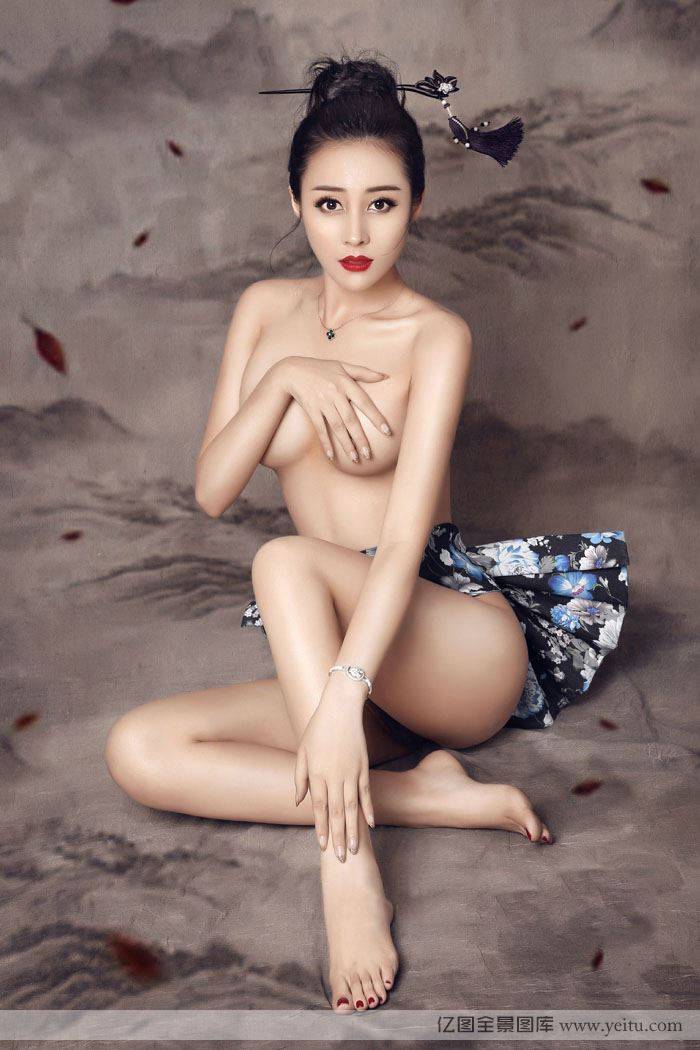 诱惑美女私房百变大尺度性感写真-26