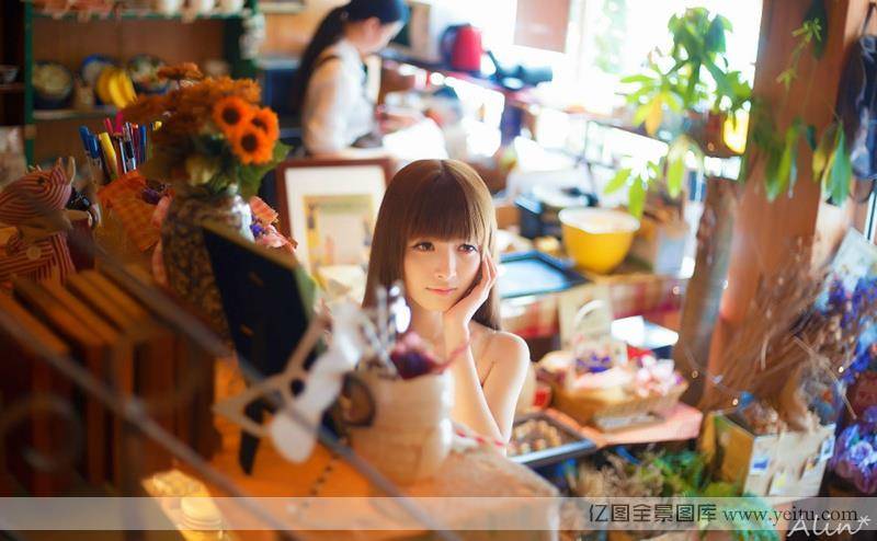 长发美女清纯甜美彰显幸福时光-10