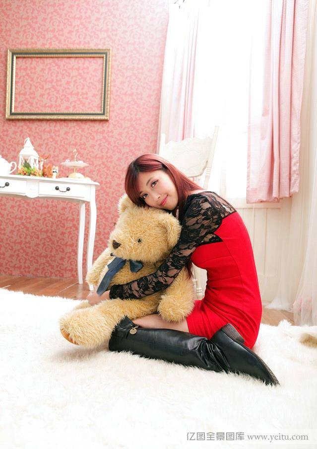 长发美女圣诞节清新甜美写真-6