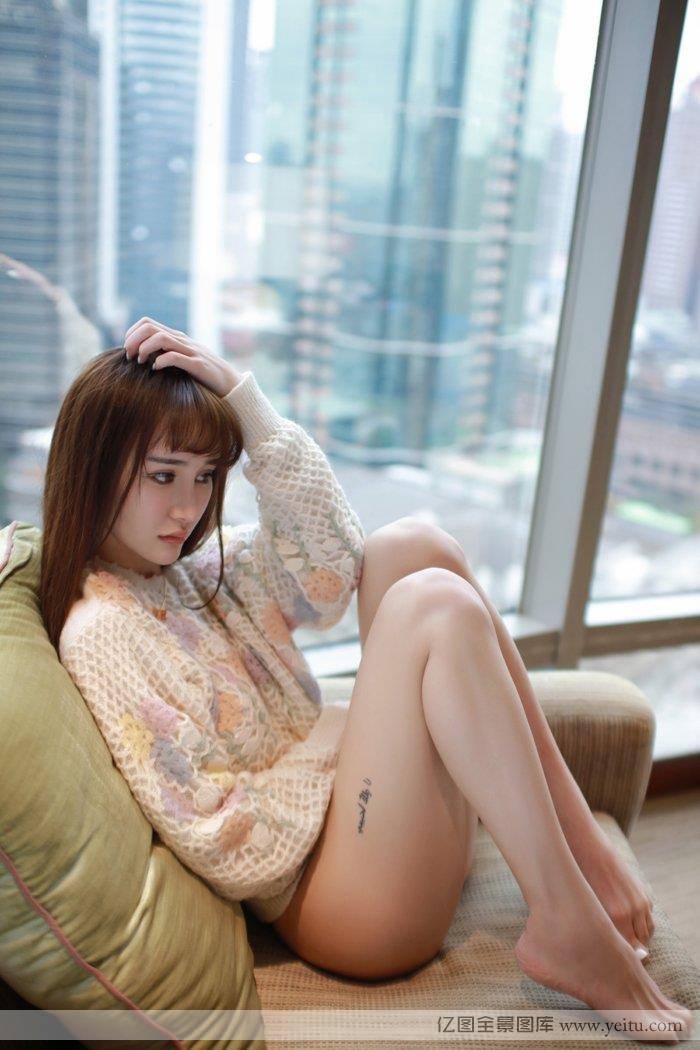 模范学院美女模特Cheryl青树紧身衣两点若现首套写真-24