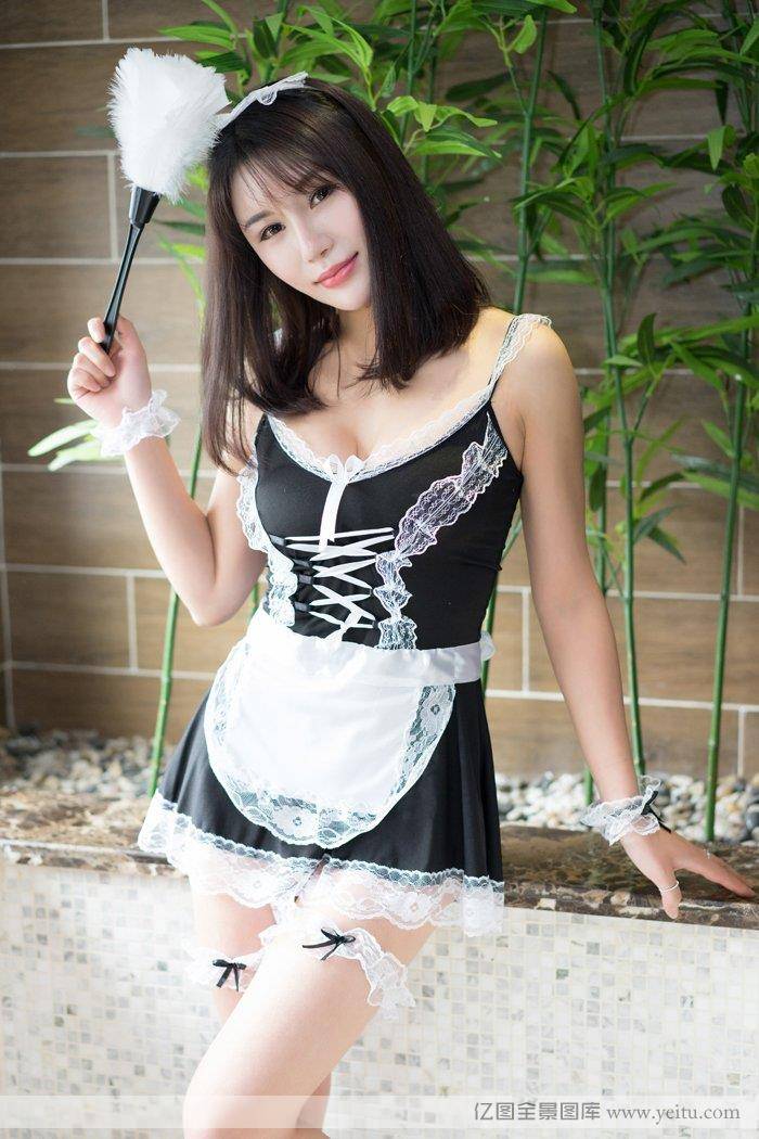 妖艳美女模特宋梓诺魔鬼身材风骚写真-31