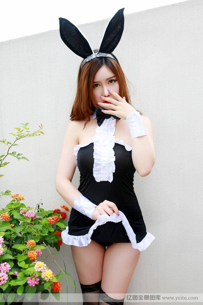 妖艳美女模特于姬Una女警护士制服诱惑