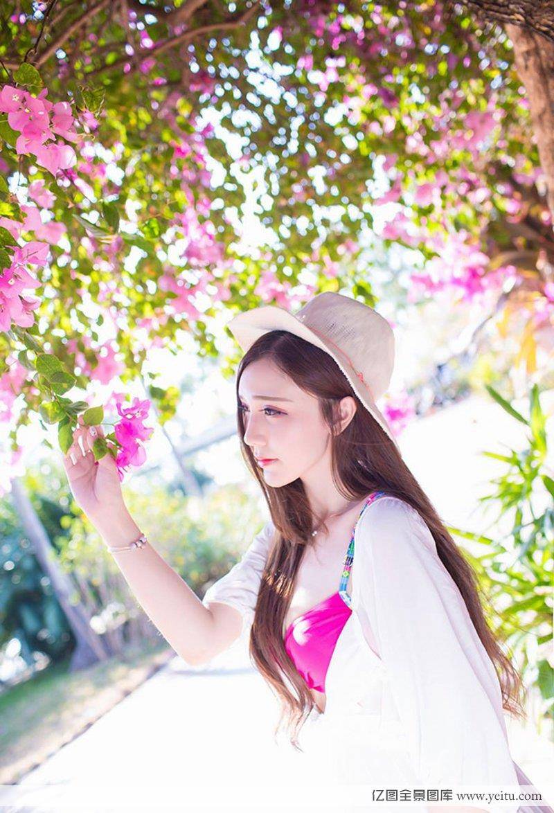 气质美女淼淼户外非凡美艳性感写真-41