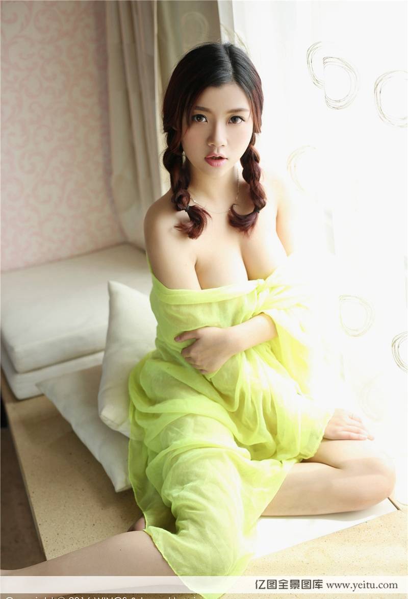 性感美女夏晓Maggy童颜巨乳酒店写真-24