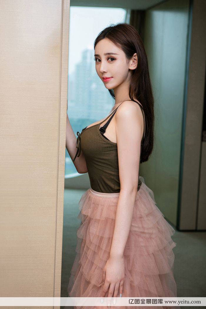 绝色美女于思琪美腿诱惑销魂写真-8