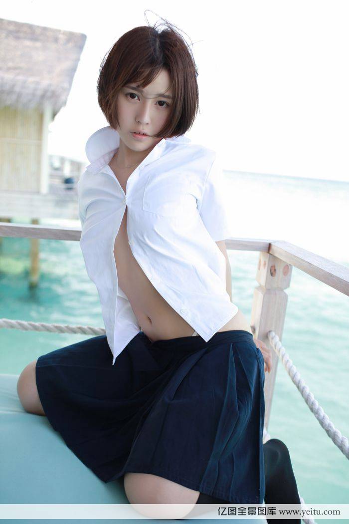 百变女王艾莉Evelyn透明情趣蕾丝内衣隐现-29