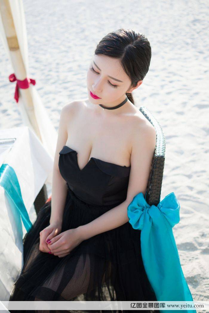 绝色美女于姬Una爆乳翘臀性感写真-20