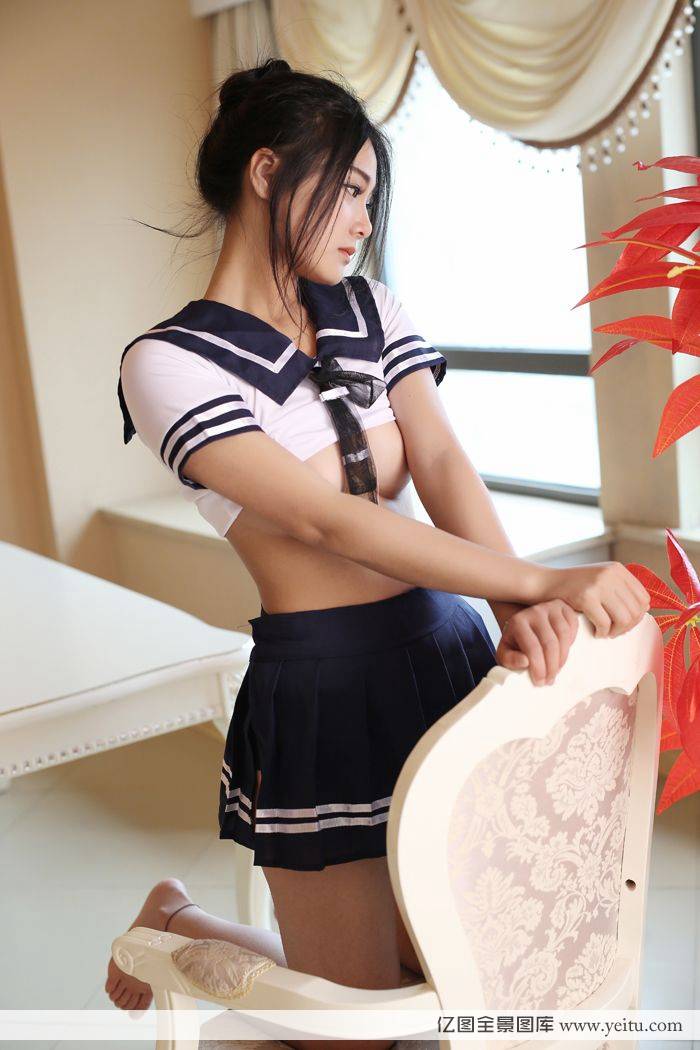 平面模特白微sera学生装扮性感美乳制服诱惑-46