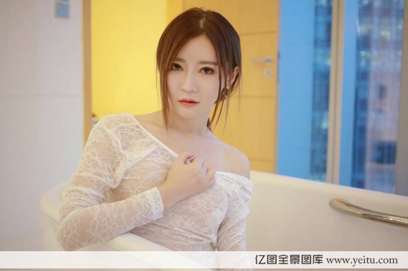 模范学院美女模特佟蔓修长美腿浴室淋漓湿身场景首套写真-50