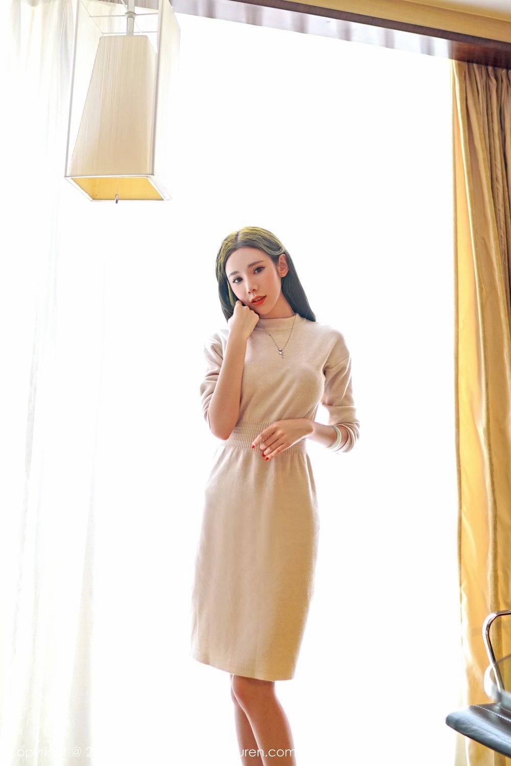 嗲囡囡美女模特萌琪琪白皙美胸修长美腿